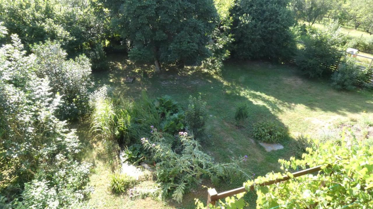 Chatrou Chatelraould-Saint-Louvent Extérieur photo