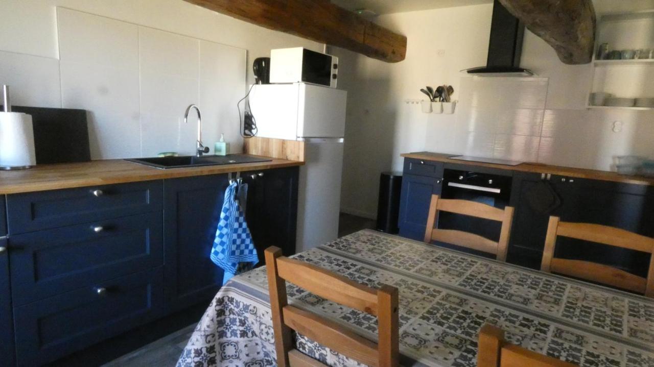 Chatrou Chatelraould-Saint-Louvent Extérieur photo