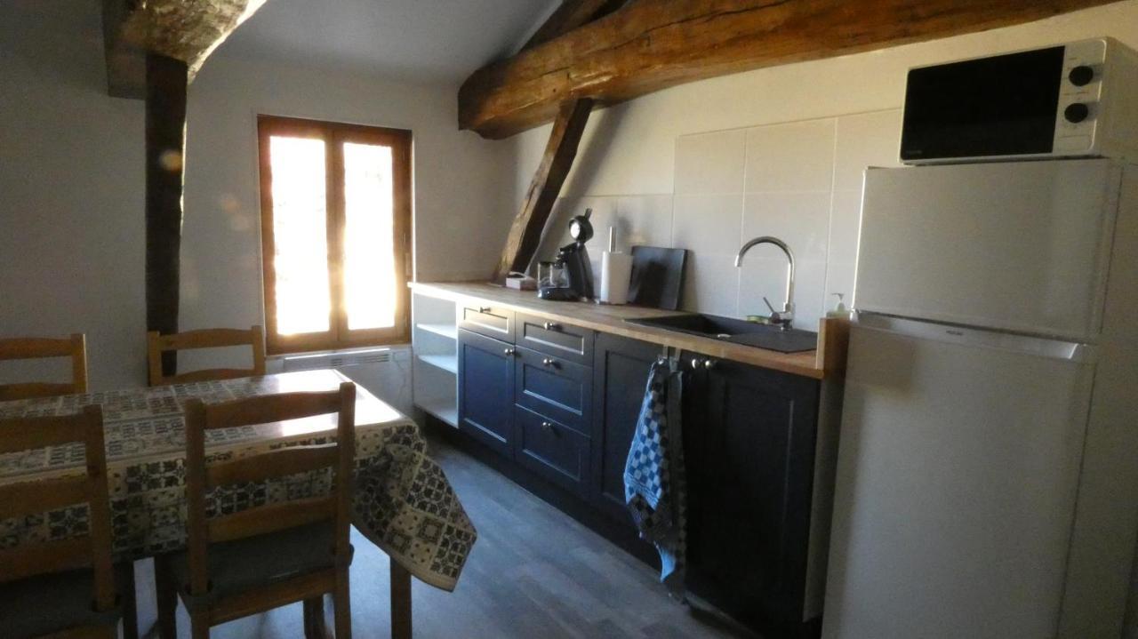 Chatrou Chatelraould-Saint-Louvent Extérieur photo